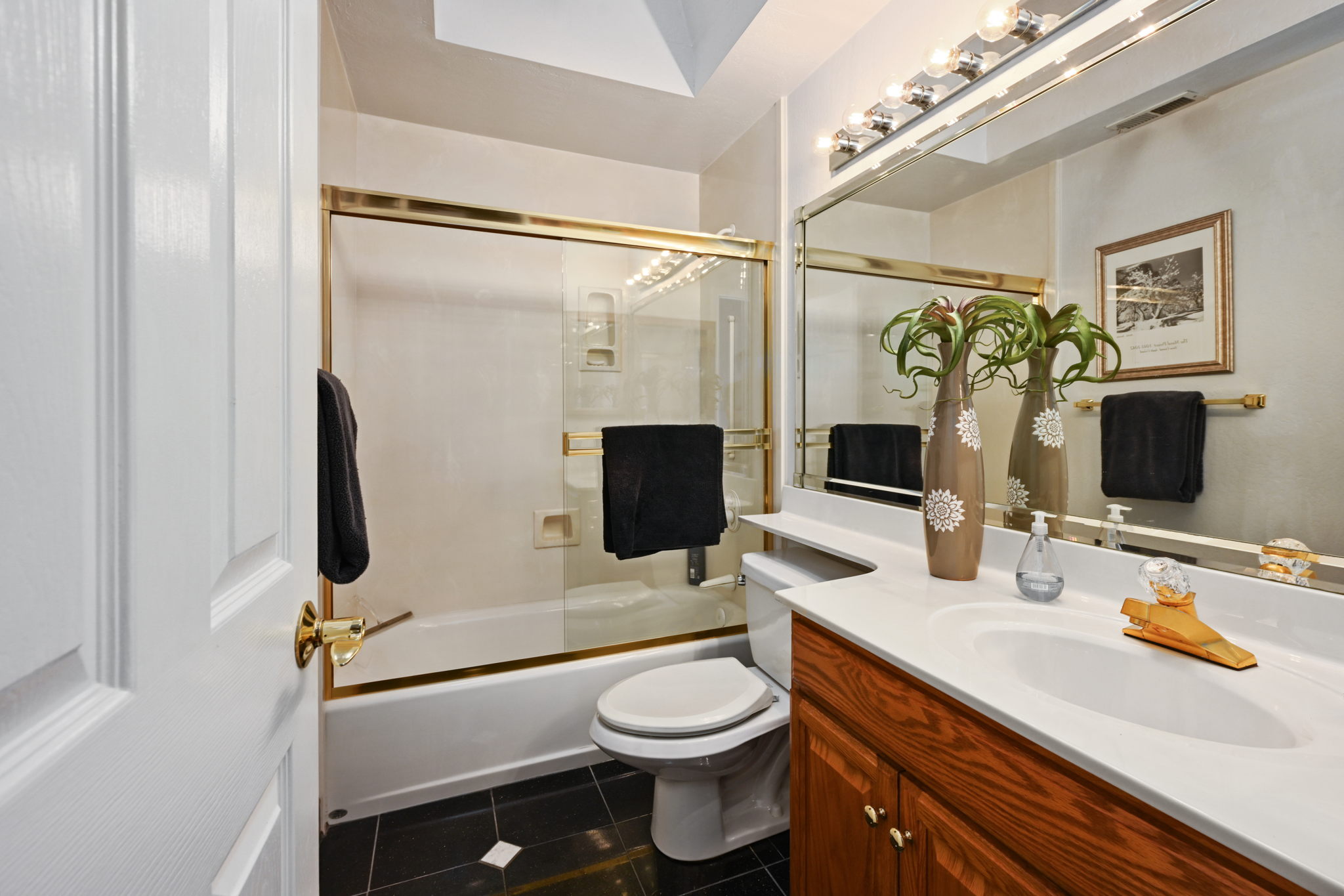 2297 Walnut Blvd, Walnut Creek, CA 94597, USA Photo 13