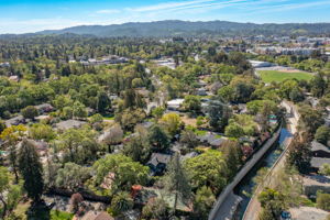 2297 Walnut Blvd, Walnut Creek, CA 94597, USA Photo 33