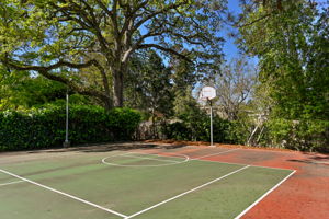 2297 Walnut Blvd, Walnut Creek, CA 94597, USA Photo 26