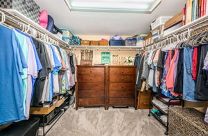 Master Bedroom Walk-in Closet-2