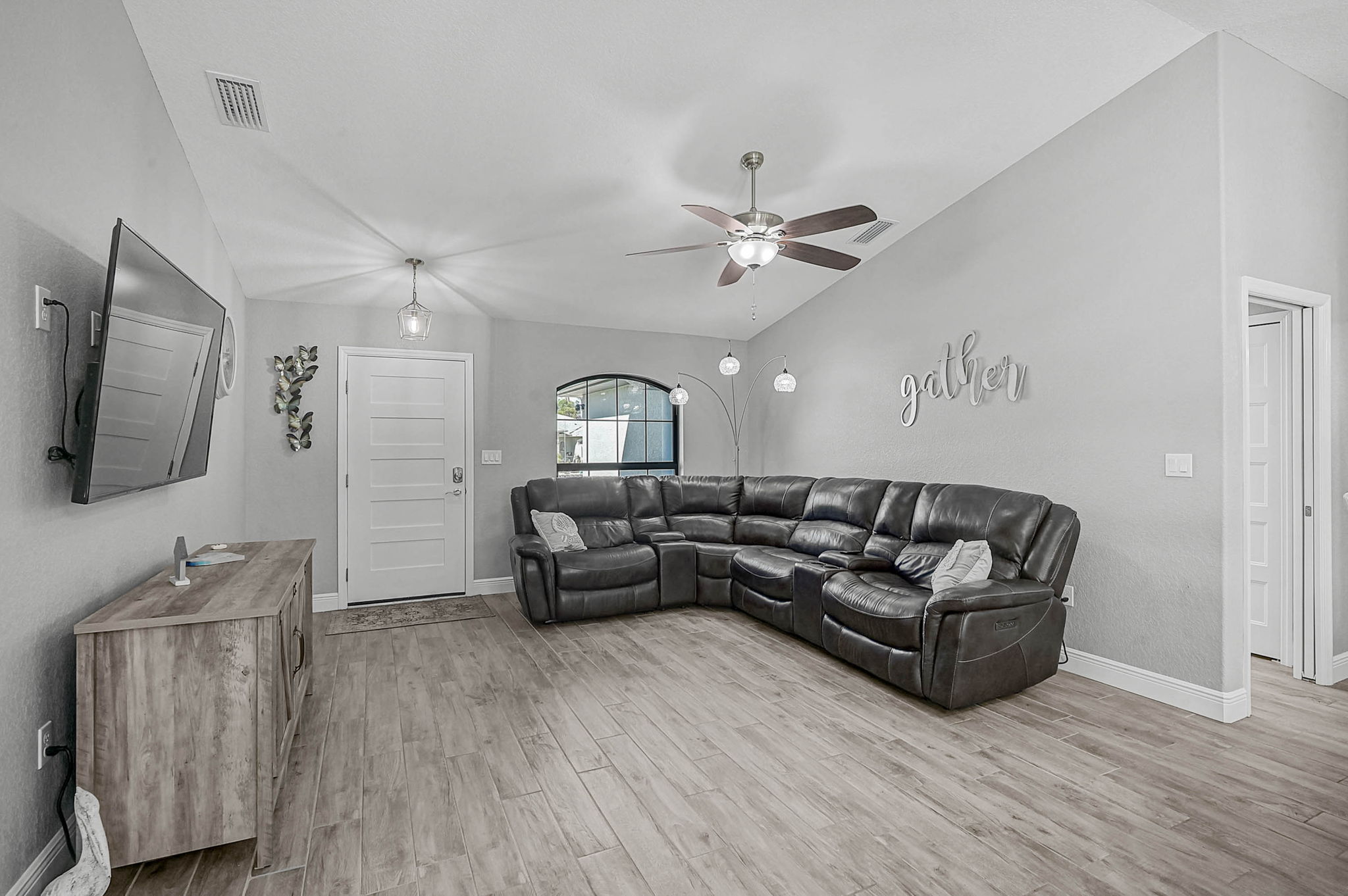 2298 Grandview Dr-10