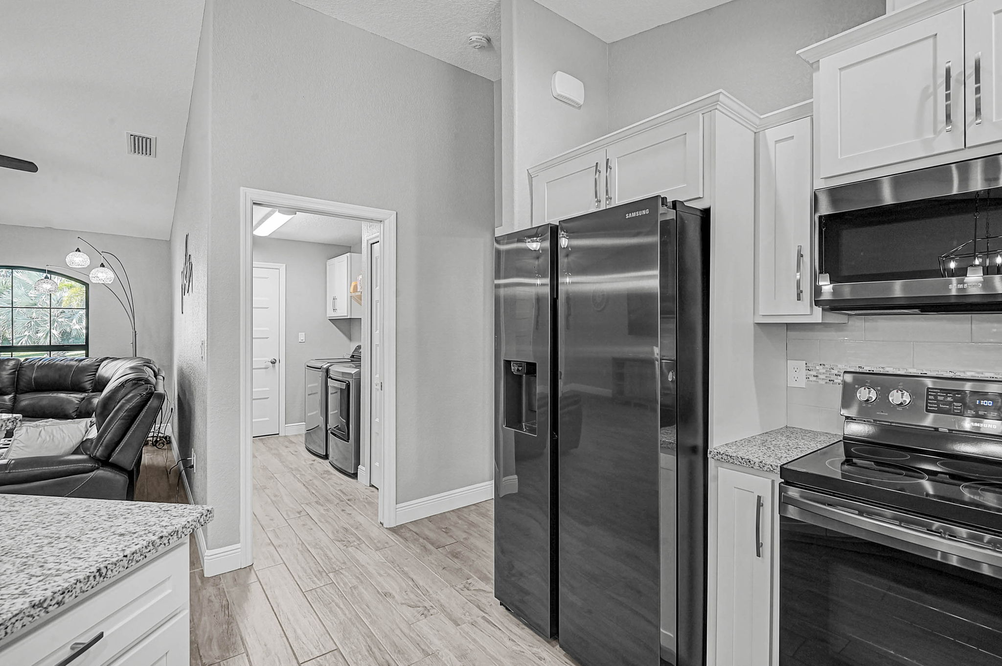 2298 Grandview Dr-16