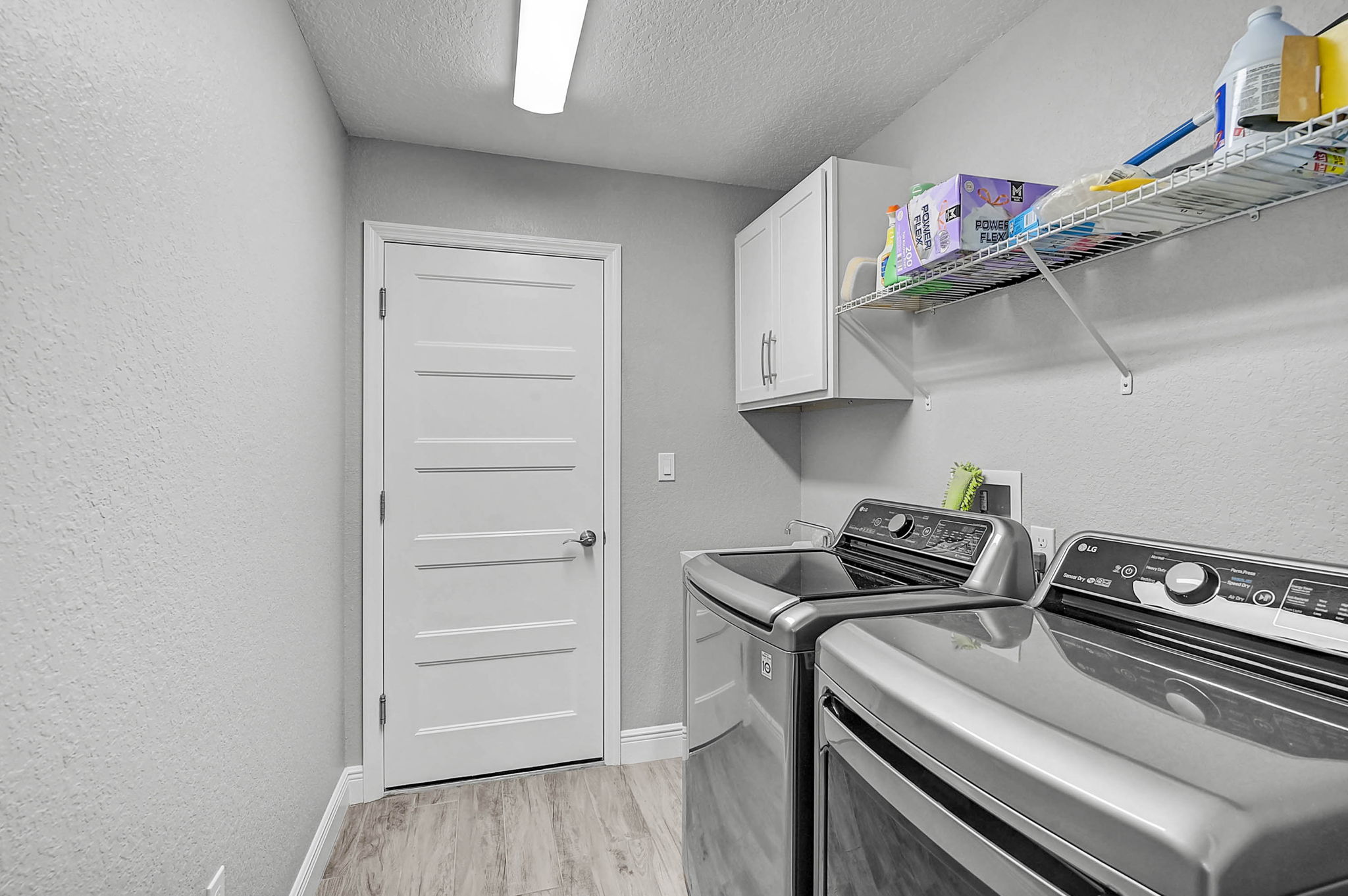 2298 Grandview Dr-17