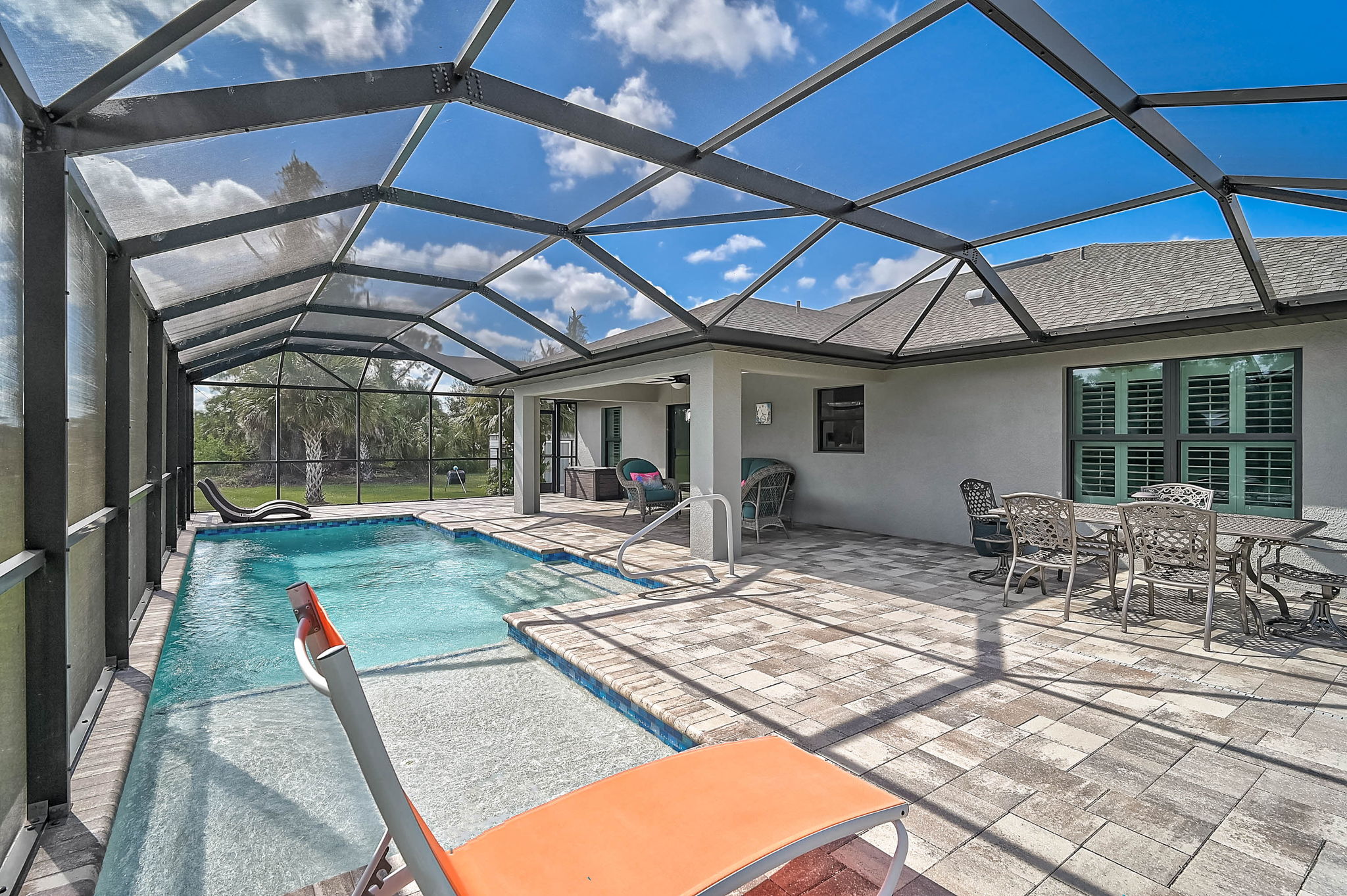 2298 Grandview Dr-32
