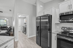 2298 Grandview Dr-16