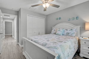 2298 Grandview Dr-19