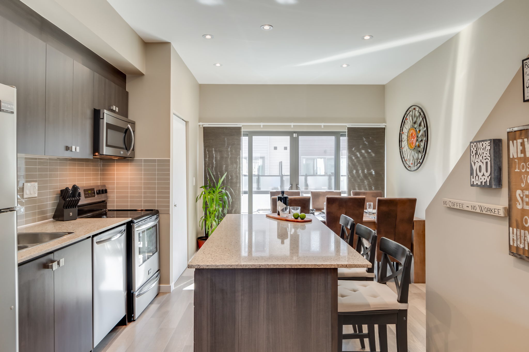 Barrie property showcase — delivered property photograph 14