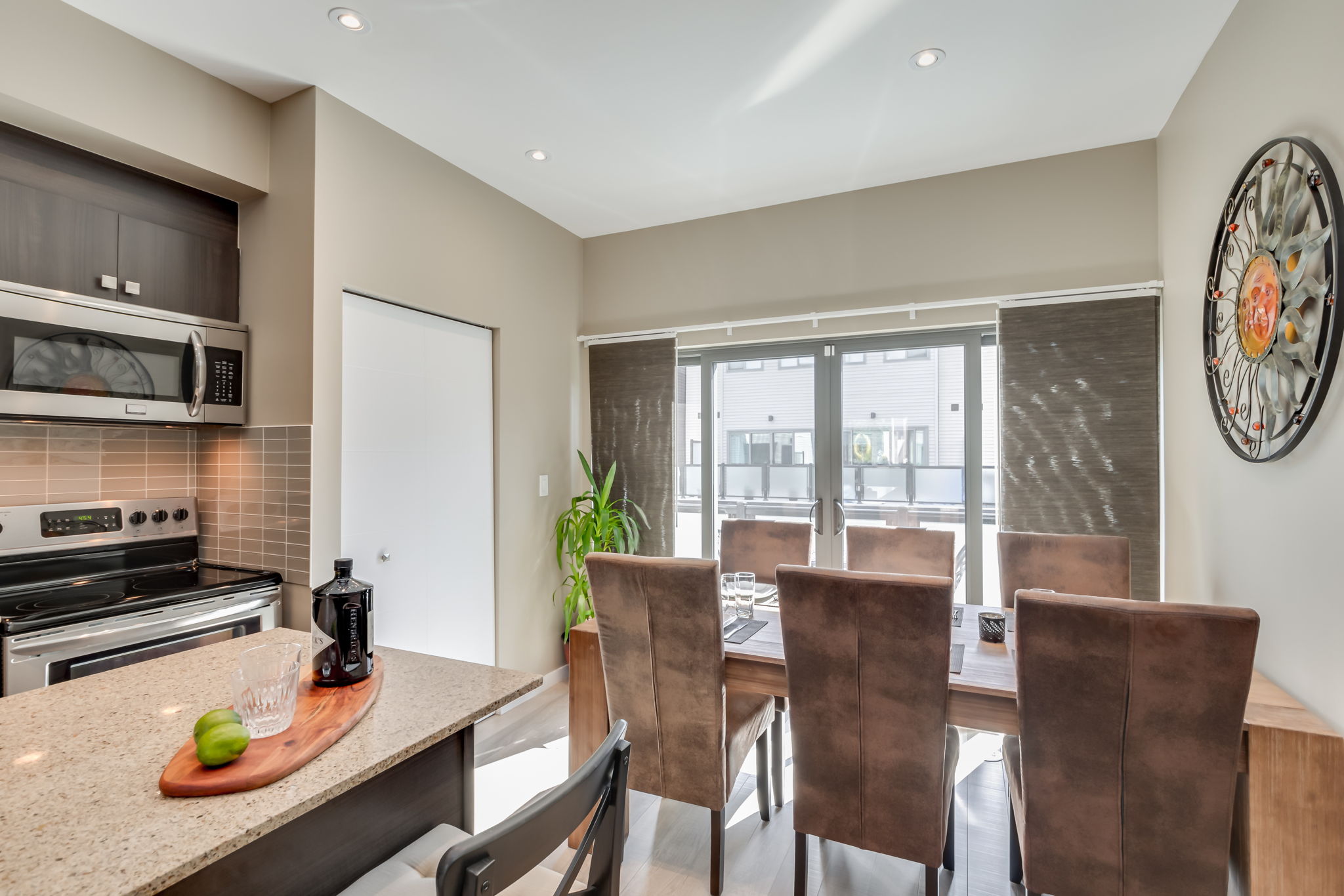 Barrie property showcase — delivered property photograph 19