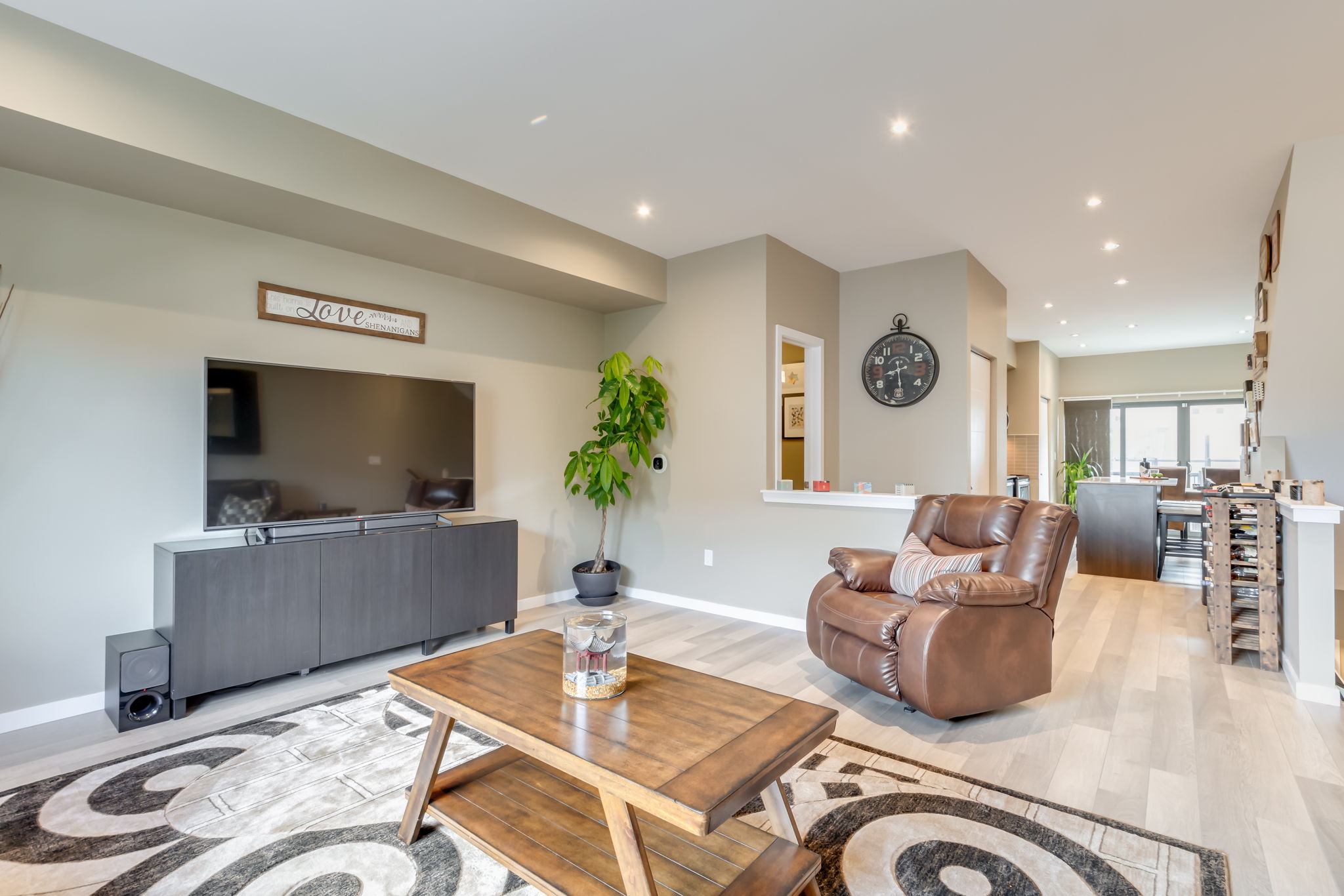Barrie property showcase — delivered property photograph 10