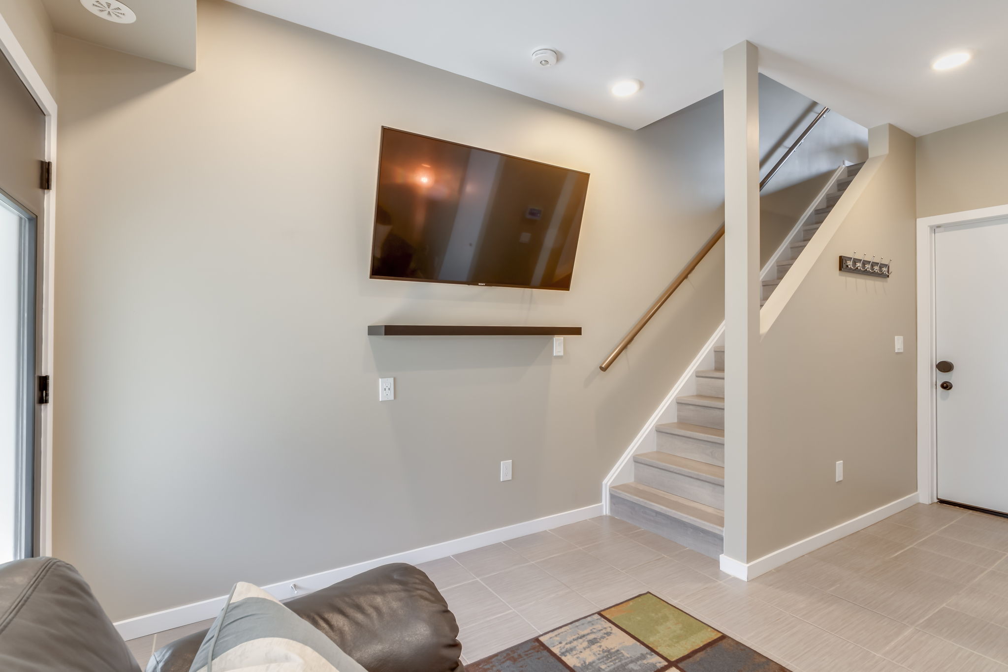 Barrie property showcase — delivered property photograph 25