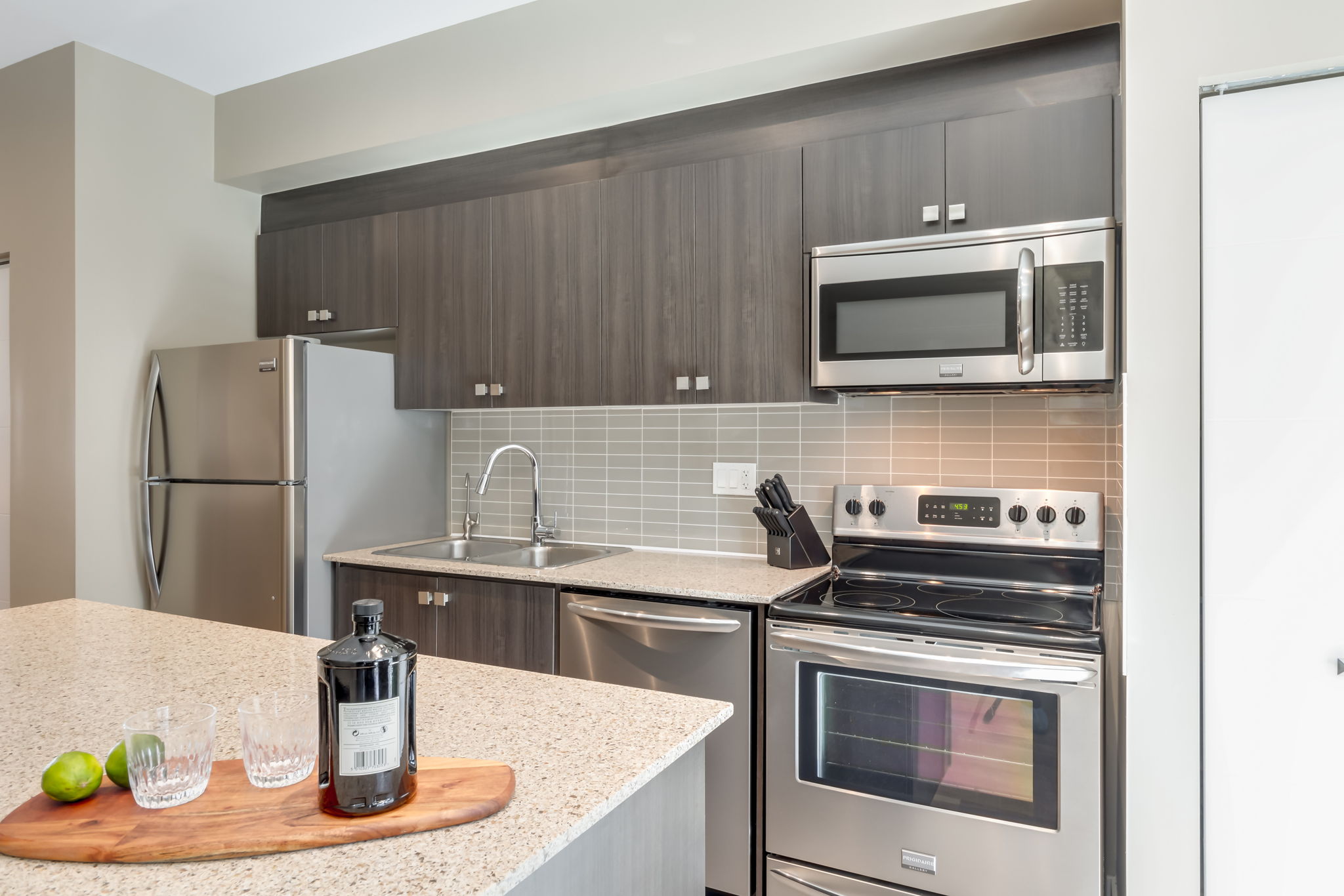 Barrie property showcase — delivered property photograph 17