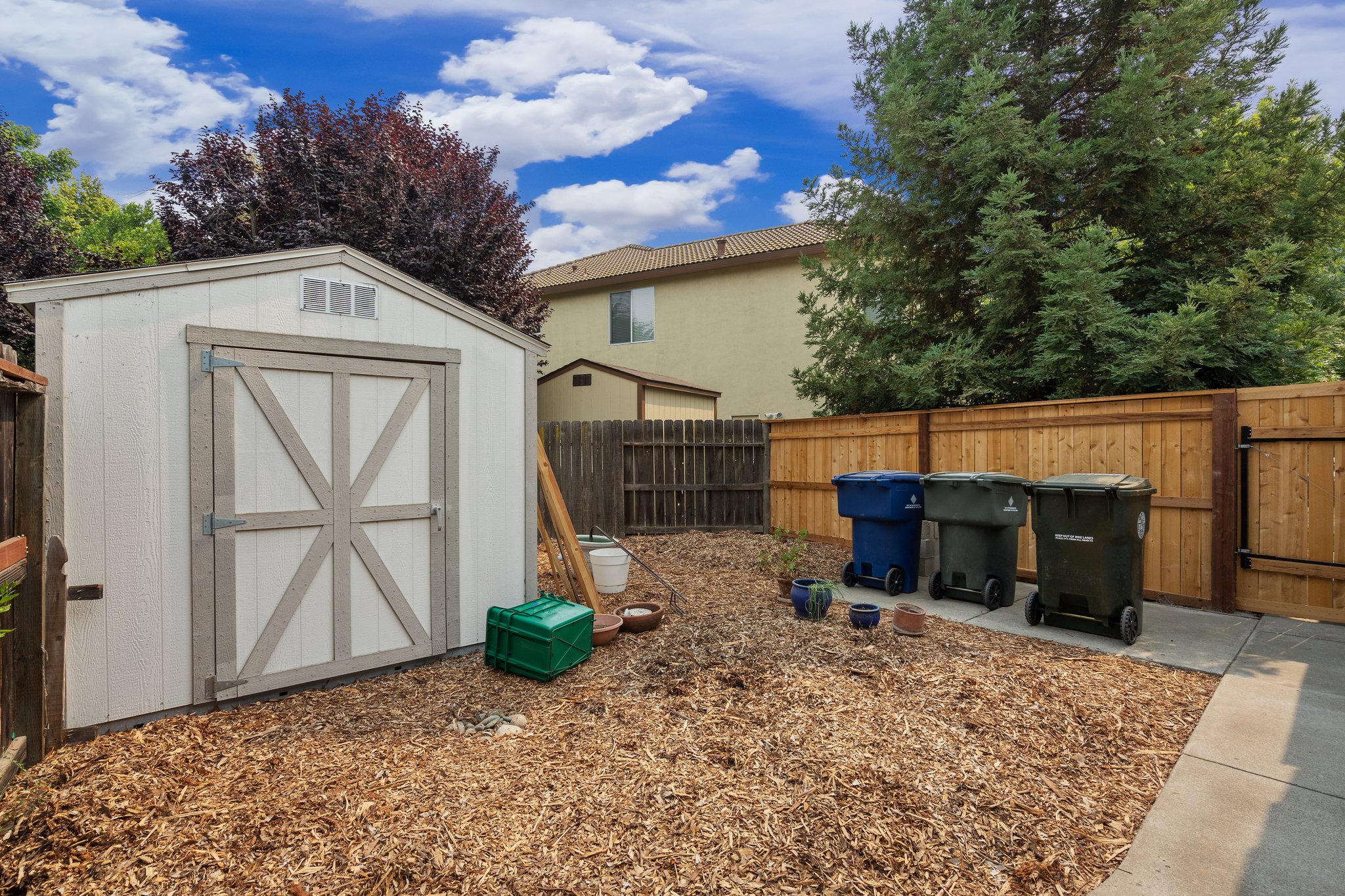 23 Batavia Ct, Sacramento, CA 95835, USA Photo 17
