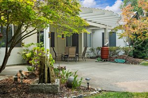 23 Batavia Ct, Sacramento, CA 95835, USA Photo 11