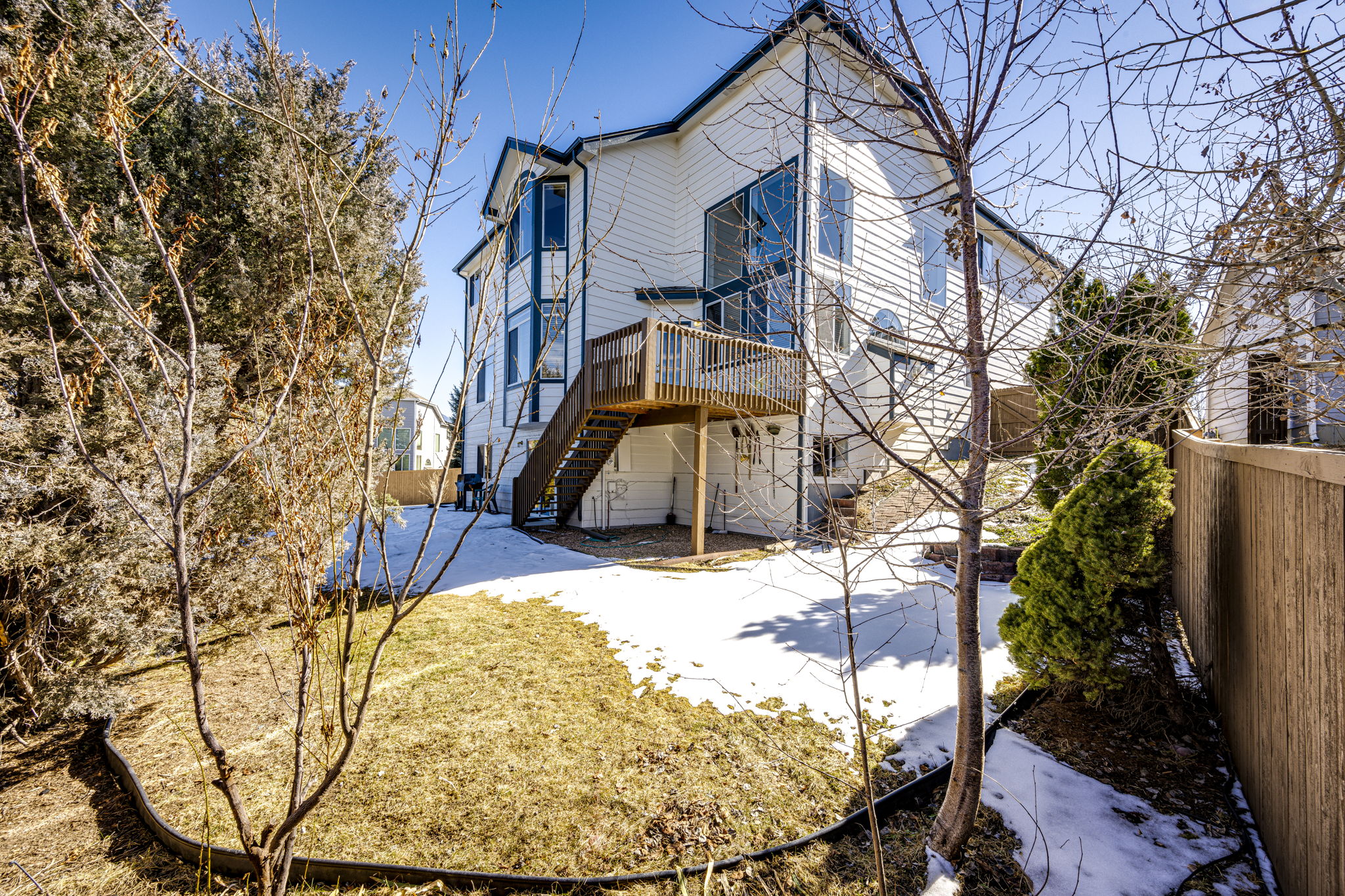 Private backyard with a privacy fence all around. Brand new roof!