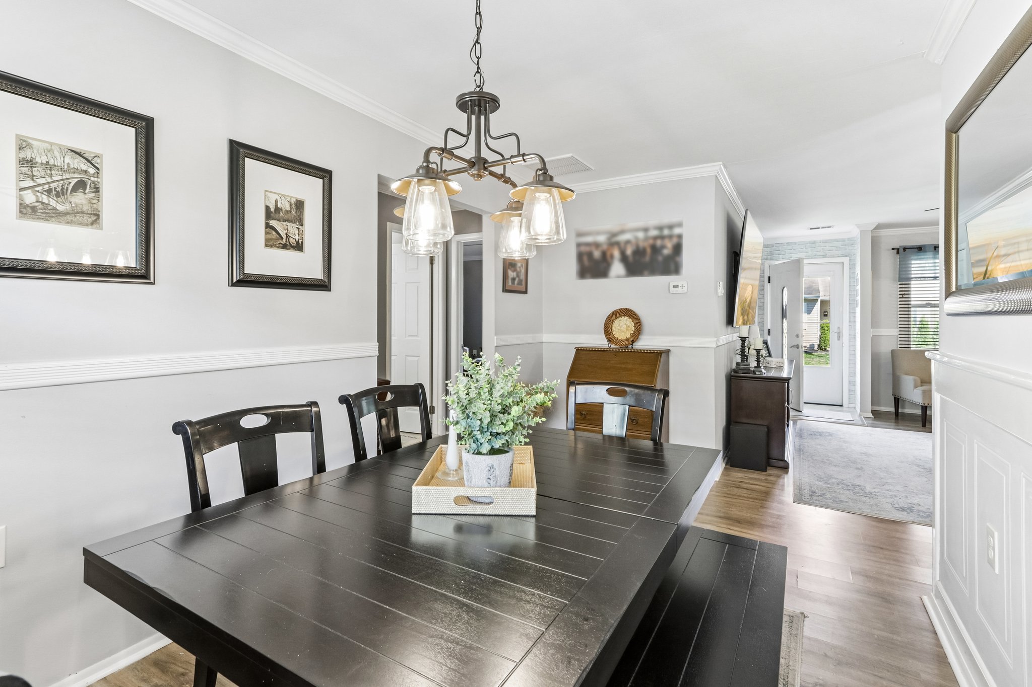 Chelsea Dr 70-S2404-017.jpg