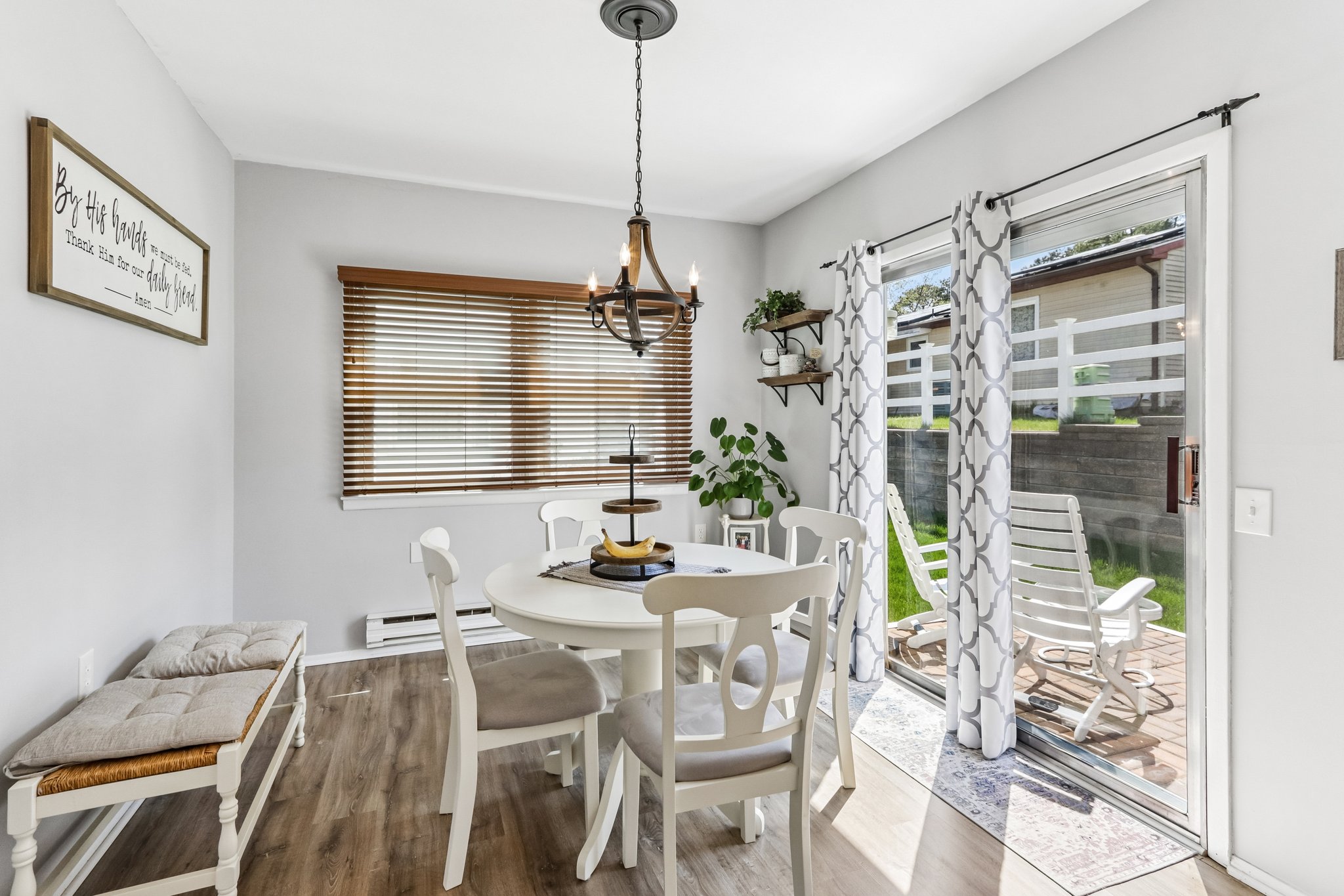 Chelsea Dr 70-S2404-019.jpg