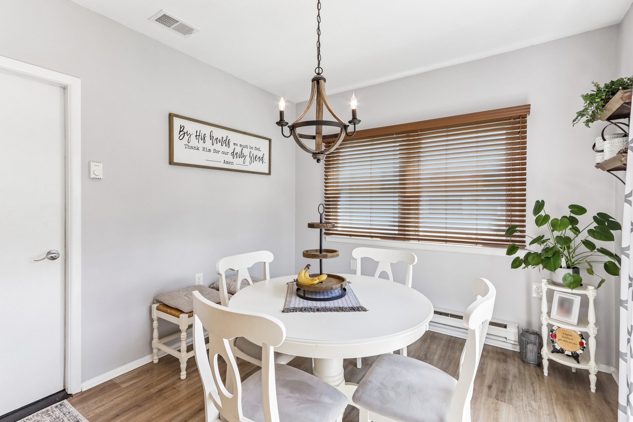 Chelsea Dr 70-S2404-023.jpg