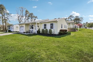 Chelsea Dr 70-S2404-004.jpg