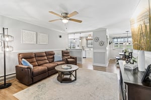 Chelsea Dr 70-S2404-011.jpg