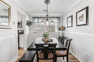 Chelsea Dr 70-S2404-015.jpg