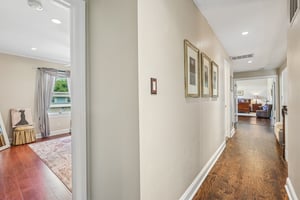 Chicopee Dr-S0407-038.jpg