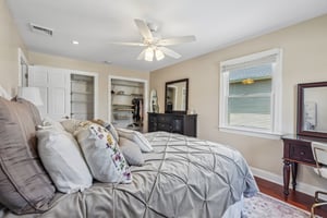 Chicopee Dr-S0407-044.jpg