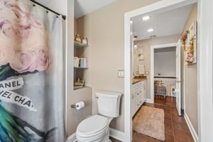 Chicopee Dr-S0407-047.jpg