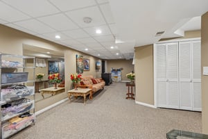 Chicopee Dr-S0407-065.jpg