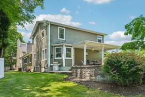 Chicopee Dr-S0407-080.jpg