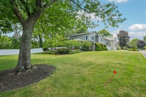 Chicopee Dr-S0407-082.jpg