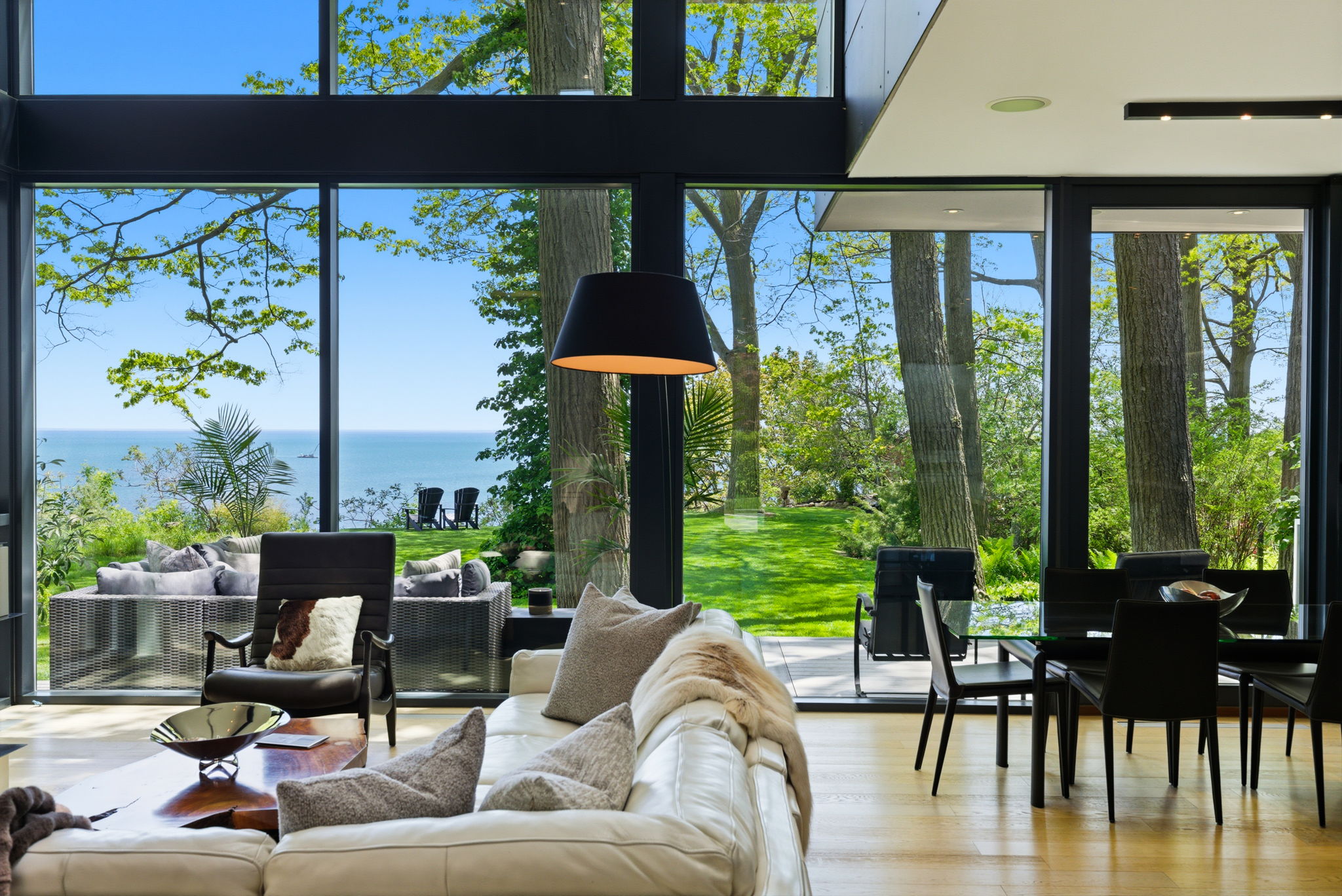  Photo 73