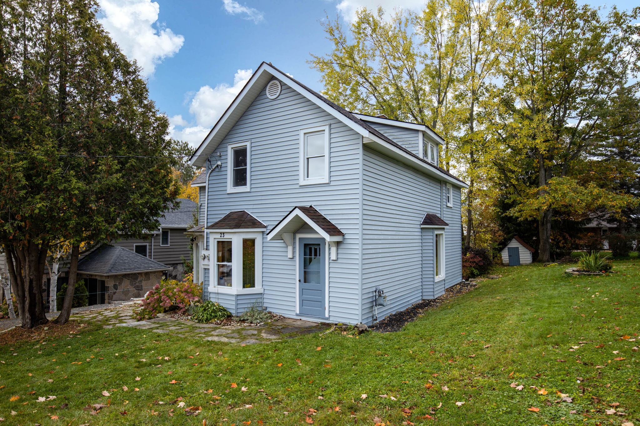  23 Fairy Ave, Huntsville, ON P1H 1G7, US