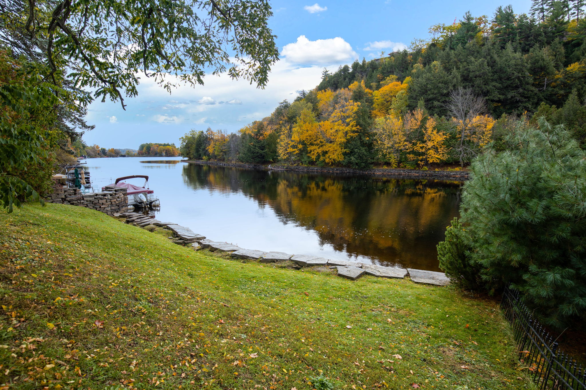  23 Fairy Ave, Huntsville, ON P1H 1G7, US Photo 2