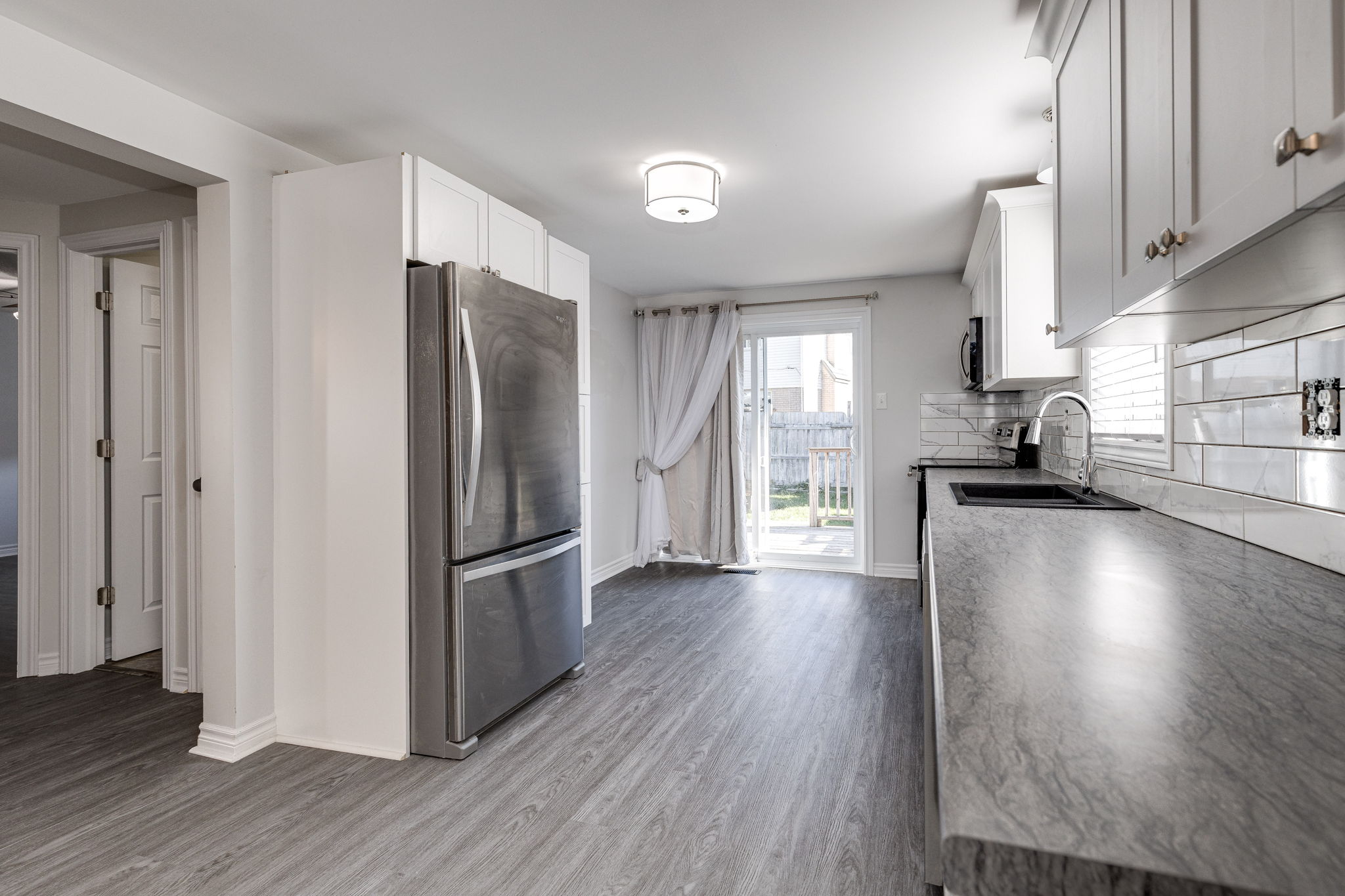 Barrie property showcase — delivered property photograph 10
