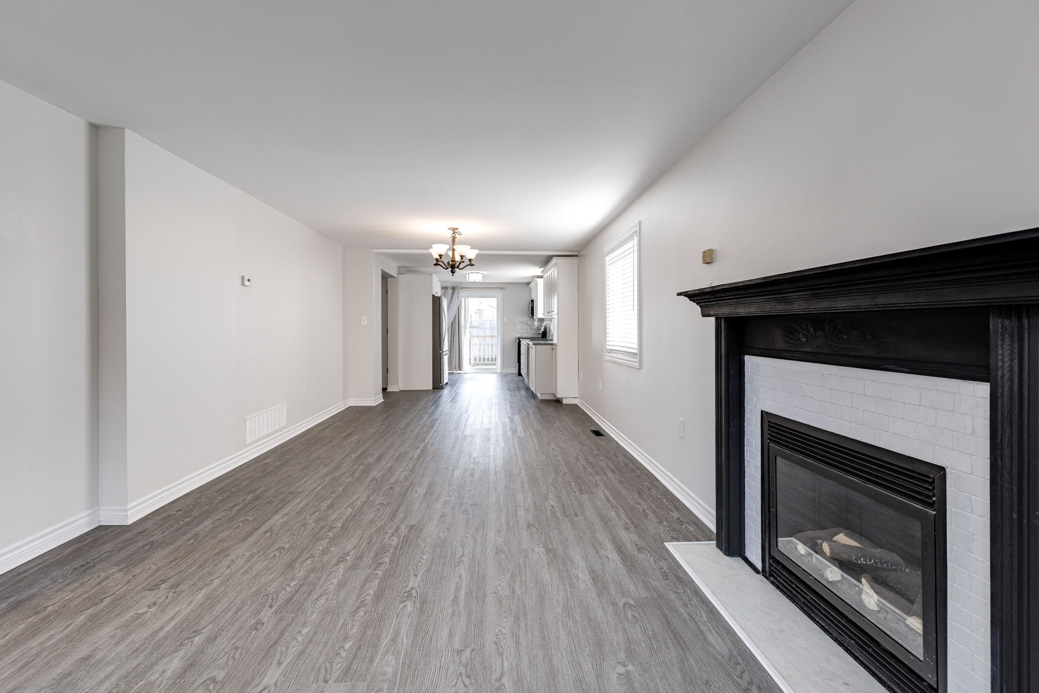 Barrie property showcase — delivered property photograph 7