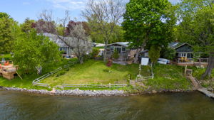  Photo 47