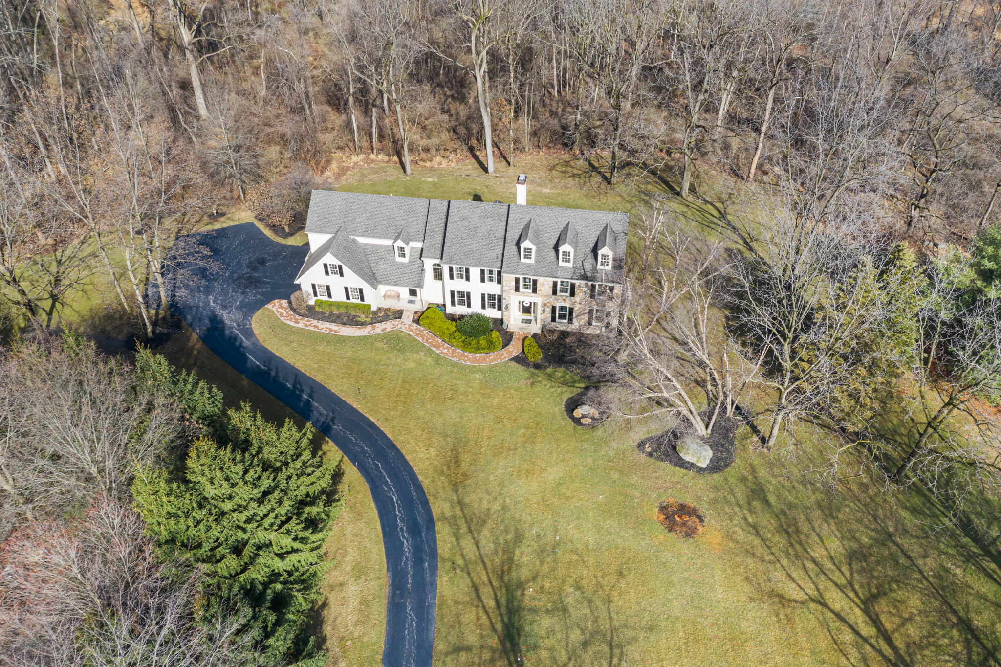 23 Great Woods Ln, Malvern, PA 19355, USA Photo 6