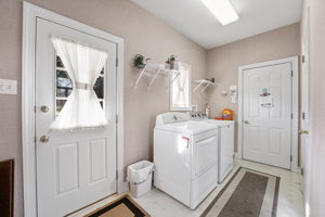 23 Great Woods Ln, Malvern, PA 19355, USA Photo 23