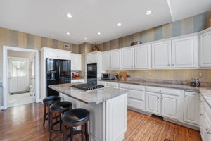 23 Great Woods Ln, Malvern, PA 19355, USA Photo 22