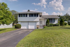  23 Harts Hill Parkway, Whitesboro, NY 13492, US Photo 0