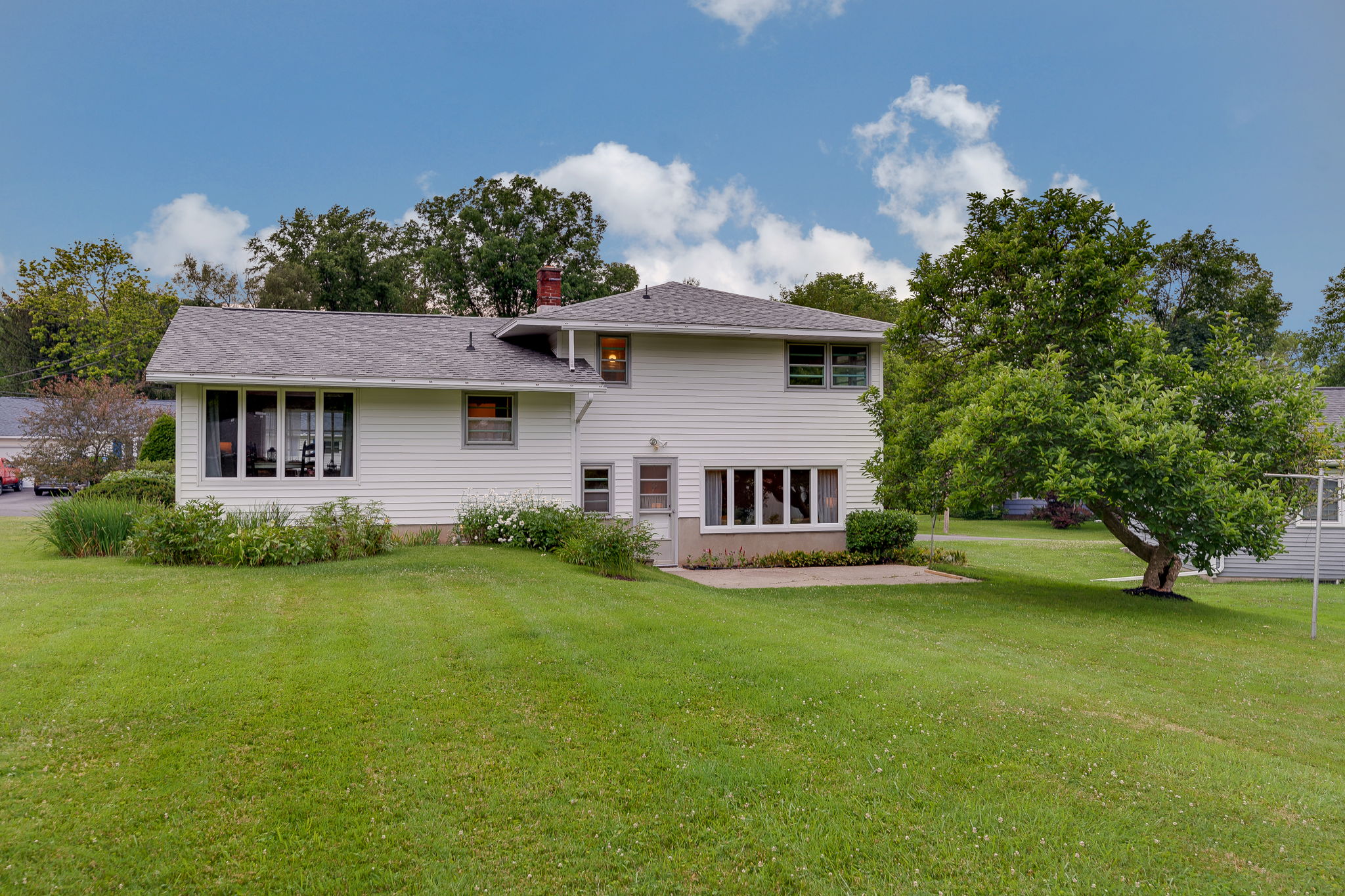  23 Harts Hill Parkway, Whitesboro, NY 13492, US Photo 8