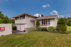  23 Harts Hill Parkway, Whitesboro, NY 13492, US Photo 4