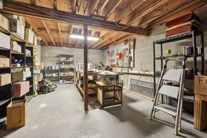 Herlihy Dr-S0509-055.jpg