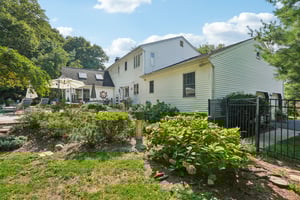 Herlihy Dr-S0509-063.jpg