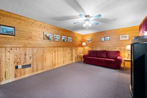  Photo 31