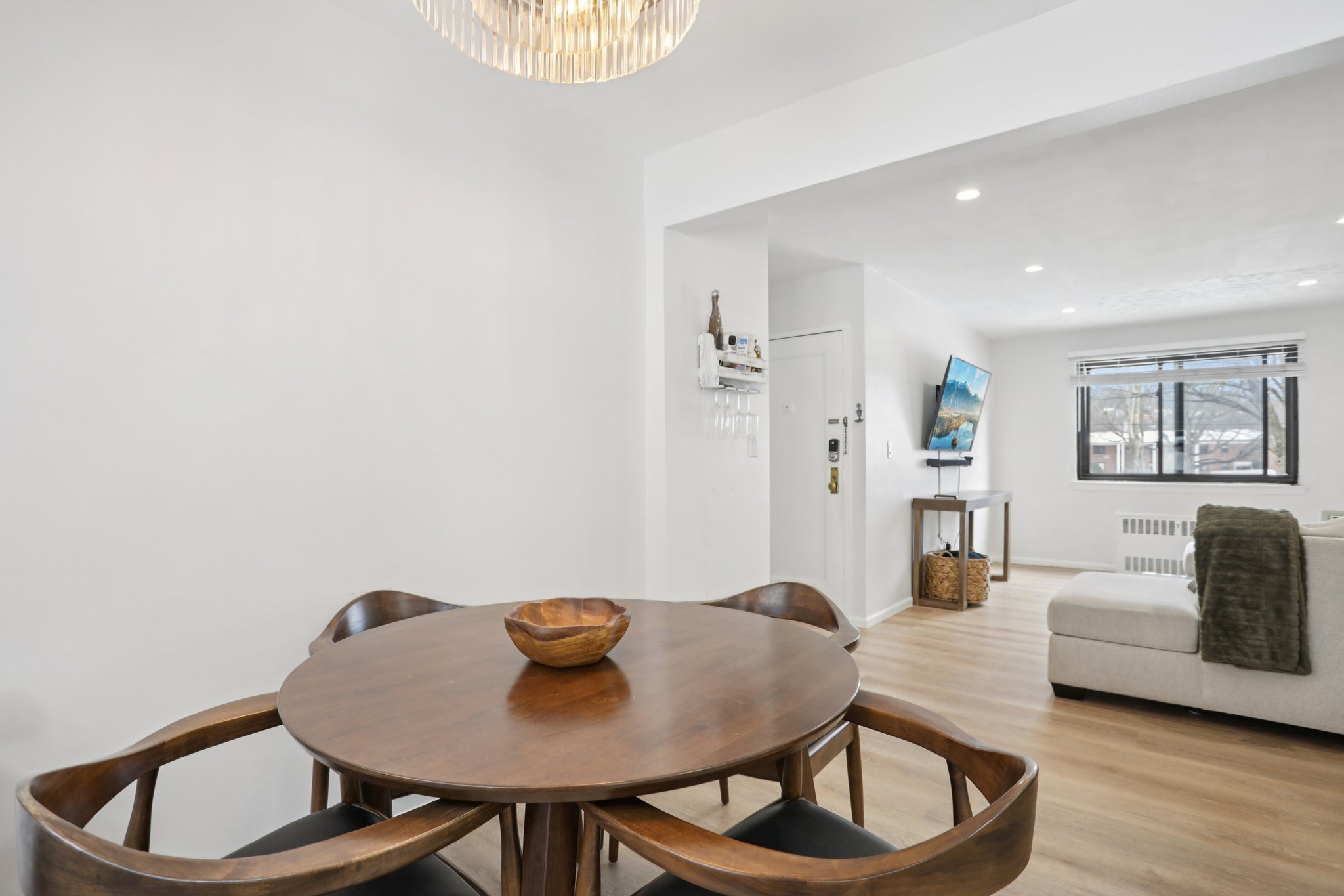 23 Lawrence Dr A-S0702-012.jpg