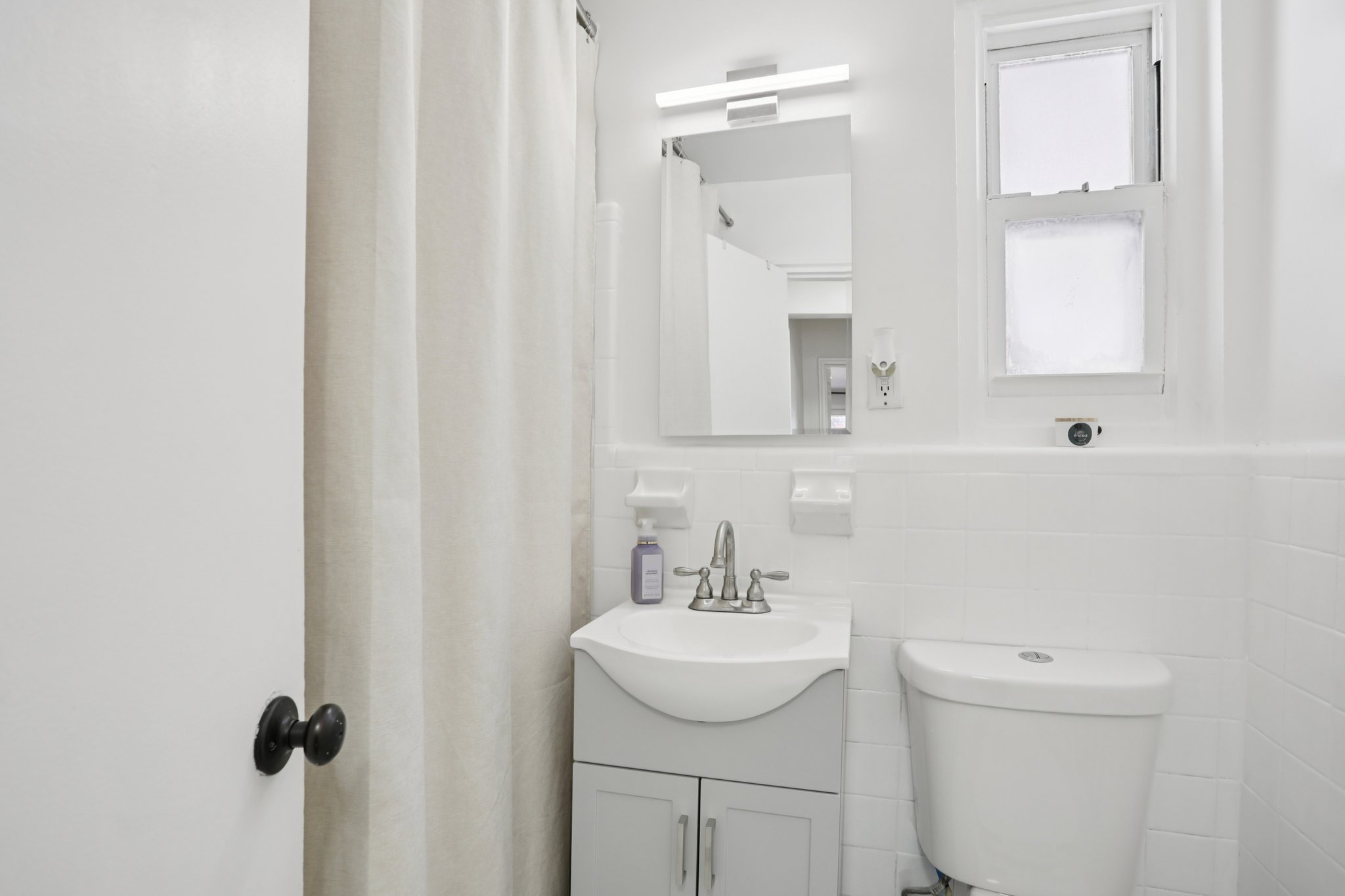 23 Lawrence Dr A-S0702-017.jpg