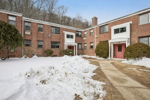 23 Lawrence Dr A-S0702-003.jpg