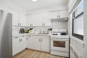 23 Lawrence Dr A-S0702-015.jpg