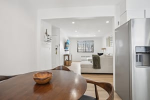 23 Lawrence Dr A-S0702-016.jpg